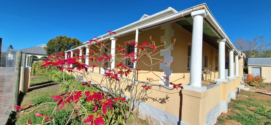 4 Bedroom Property for Sale in Riversdale Western Cape